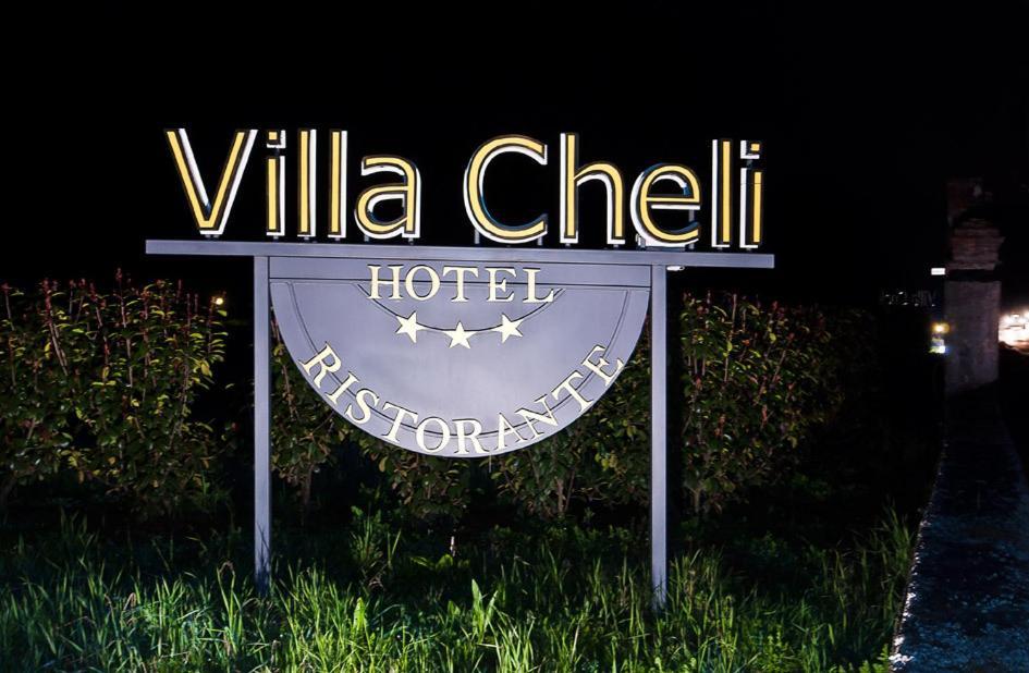Hotel Villa Cheli ลุคคา ภายนอก รูปภาพ